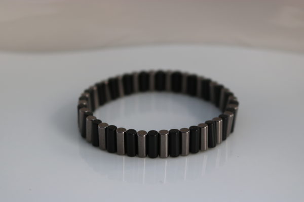 Ref 07 - Couleur Noir et Gris - Bracelet cylindre - Poignet 48 mailles : 45€ et Cheville 64 mailles : 55€